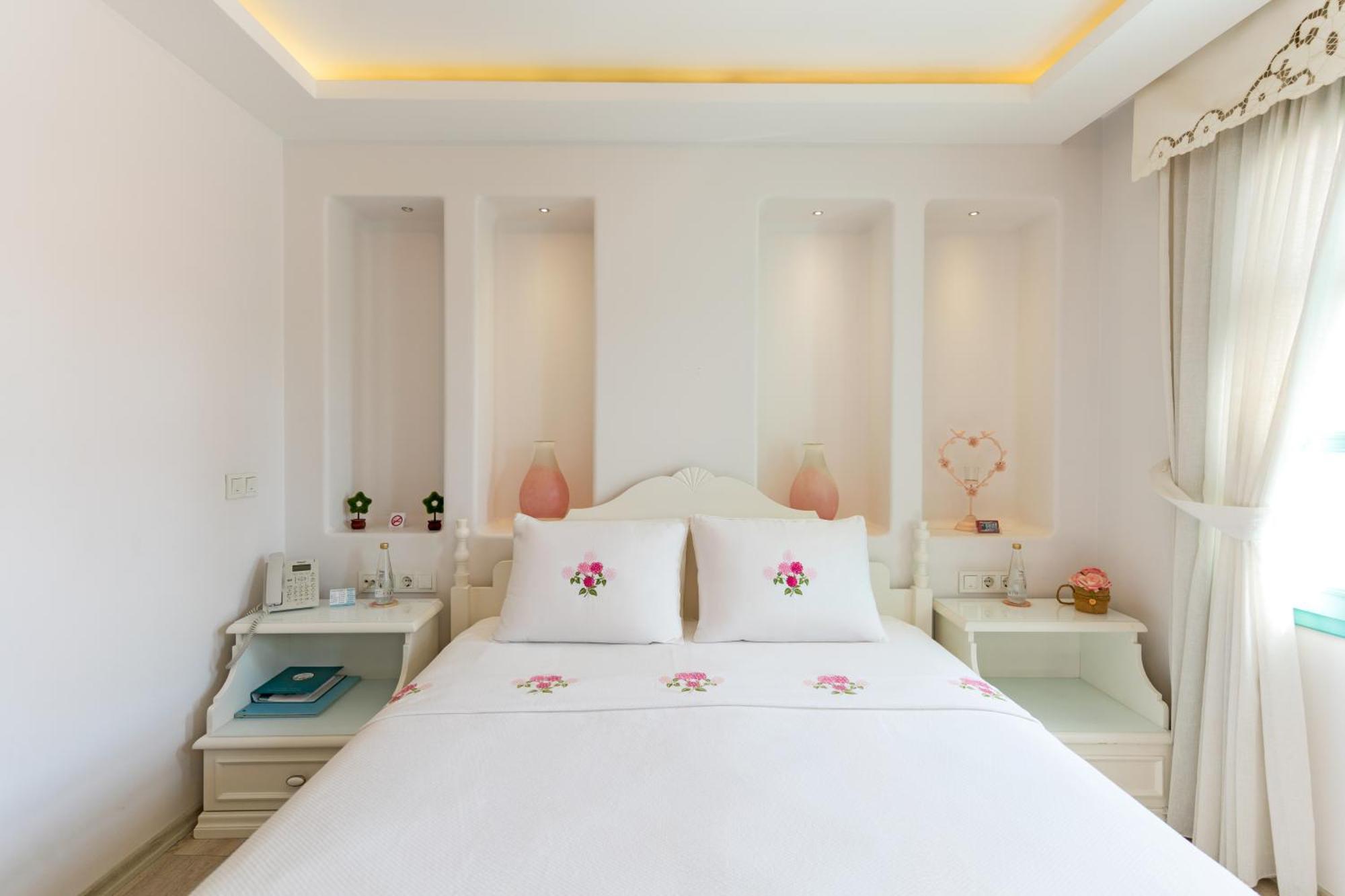 Sigacik Gardenya Buti̇K Otel المظهر الخارجي الصورة